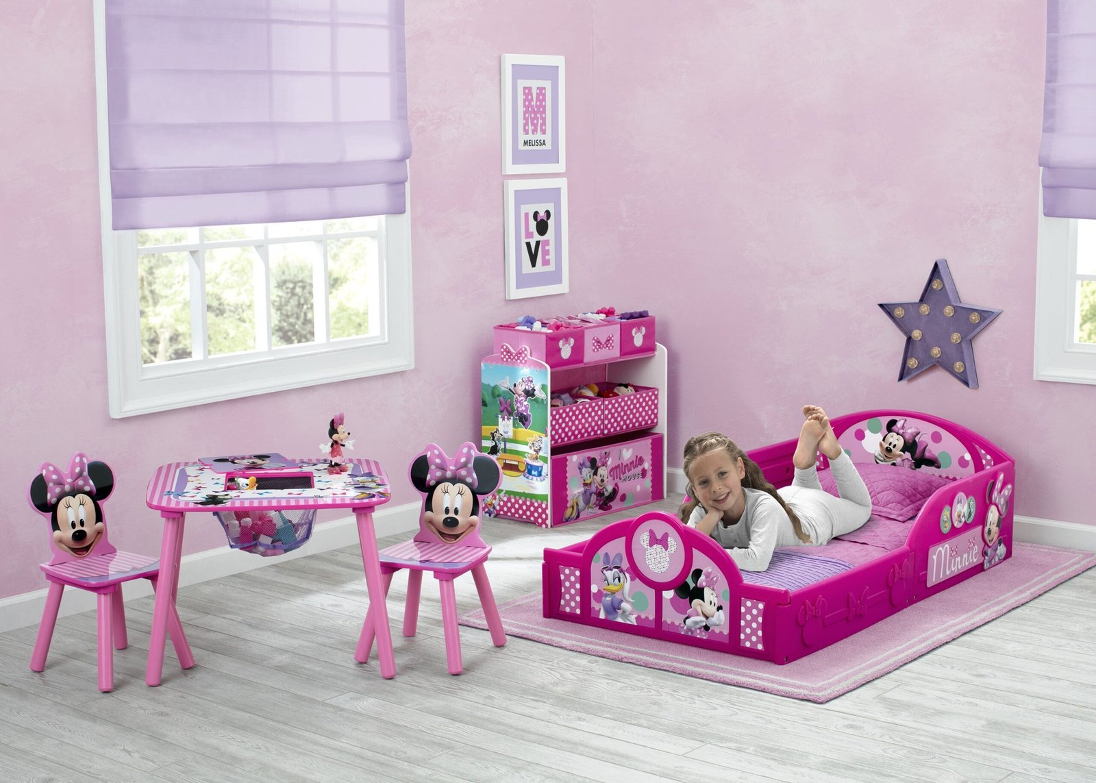 Minnie Mouse Plastic Sleep and Play Toddler Bed Minnie Mouse Plastic Sleep and Play Toddler Bed